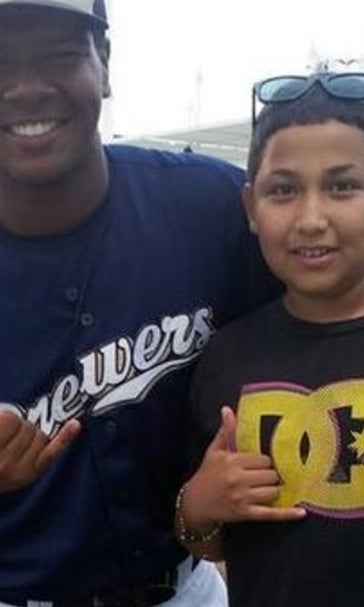 Baseball reacts to minor leaguer's announcement he is gay